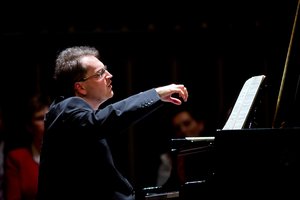 Dénes Várjon&Concerto Budapest
